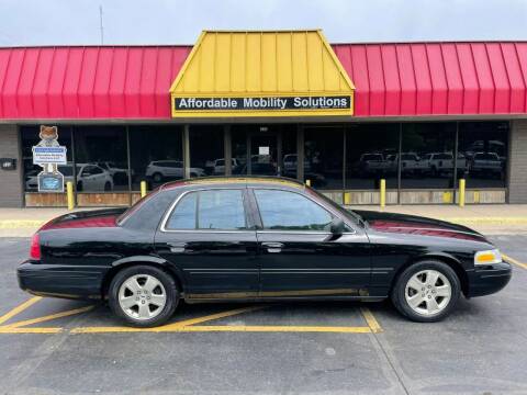 2004 Ford Crown Victoria for sale at Affordable Mobility Solutions, LLC - Standard Vehicles in Wichita KS