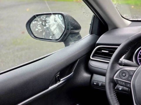 2022 Toyota Camry LE