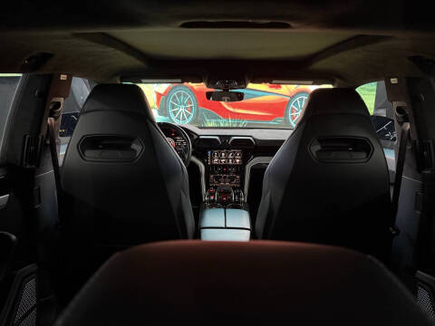 2020 Lamborghini Urus