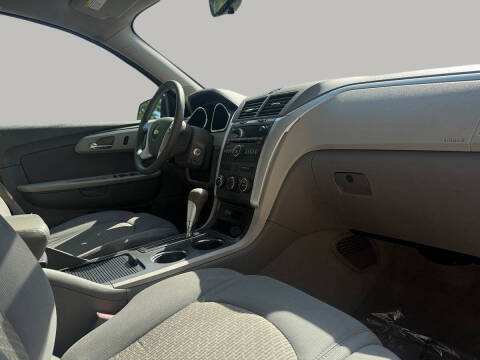 2012 Chevrolet Traverse LS