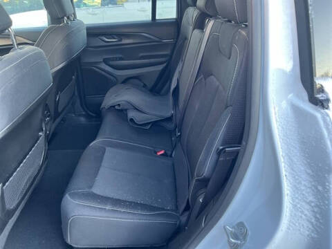 2024 Jeep Grand Cherokee Laredo