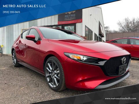 2020 Mazda Mazda3 Hatchback for sale at METRO AUTO SALES LLC in Lino Lakes MN