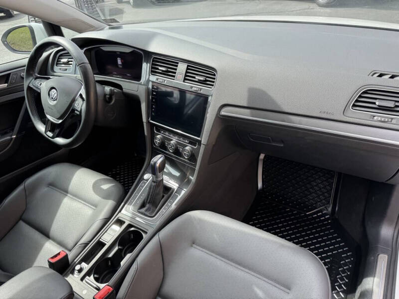 2019 Volkswagen e-Golf SEL Premium