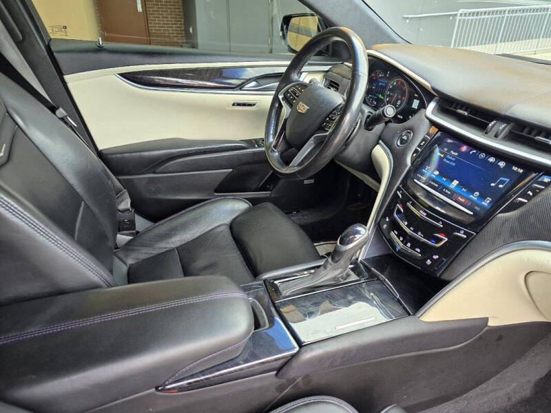 2016 Cadillac XTS Platinum Vsport