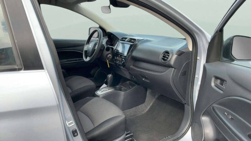 2022 Mitsubishi Mirage ES