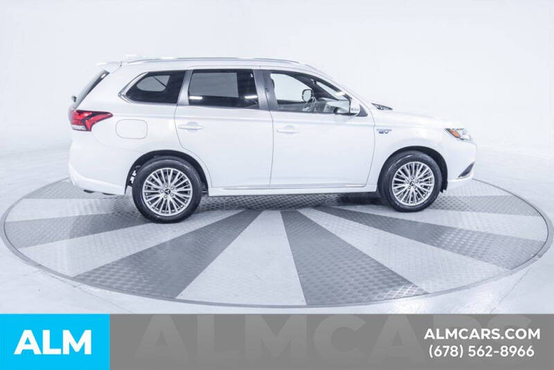 2022 Mitsubishi Outlander PHEV SEL