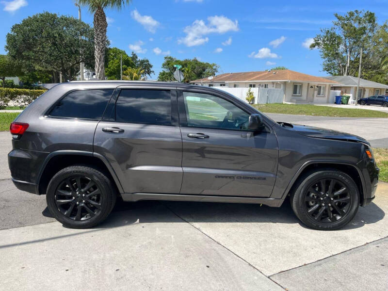 2021 Jeep Grand Cherokee Laredo E