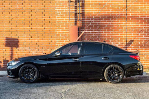 2017 Infiniti Q50 Hybrid Premium