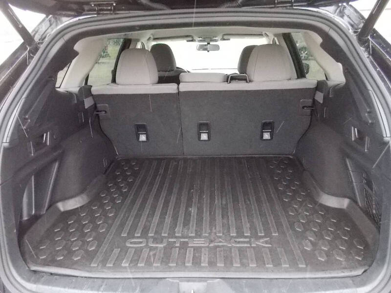 2023 Subaru Outback Premium