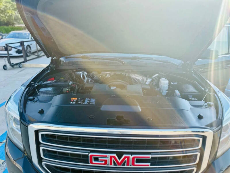 2016 GMC Yukon XL SLT