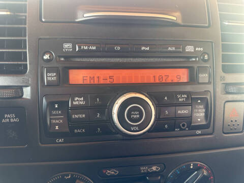 2012 Nissan Versa 1.8 S