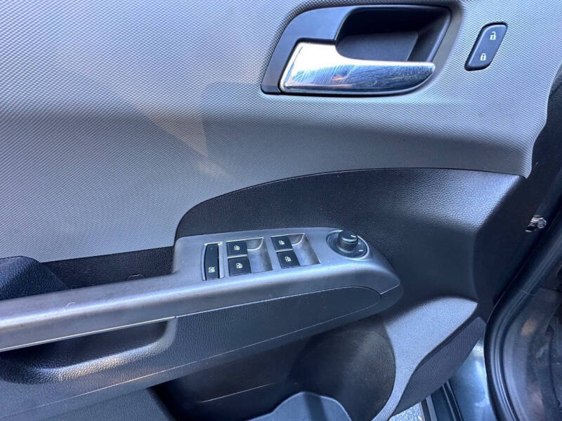 2017 Chevrolet Sonic Premier Auto