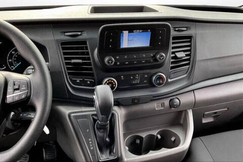2025 Ford Transit 250