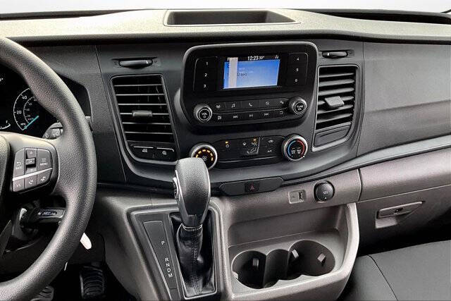 2025 Ford Transit 250