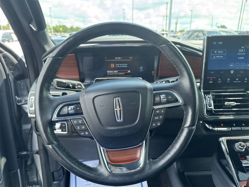 2023 Lincoln Navigator Reserve