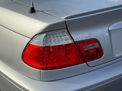 2004 BMW 3 Series 325Ci