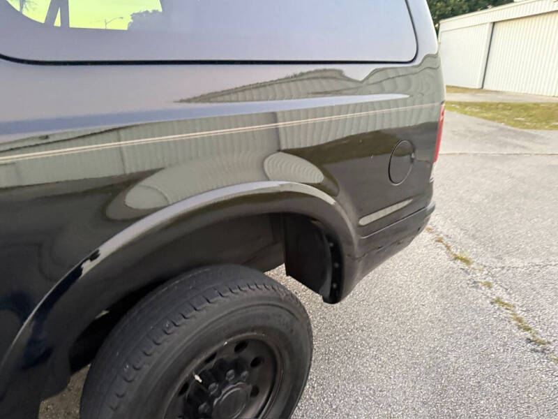 2004 Ford Excursion Eddie Bauer