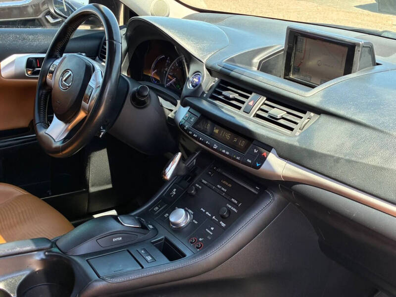 2013 Lexus CT 200h
