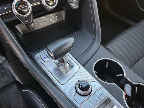 2022 Genesis G70