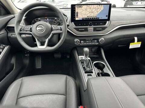 2025 Nissan Altima 2.5 SL