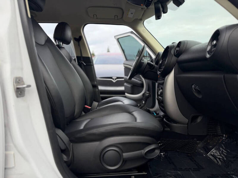 2015 MINI Countryman Cooper