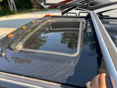 2005 HUMMER H2 Lux Series