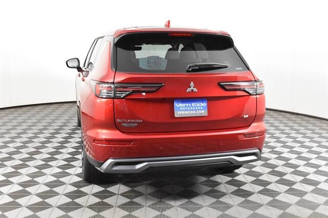 2025 Mitsubishi Outlander SE