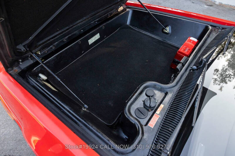 1981 DeLorean DMC-12