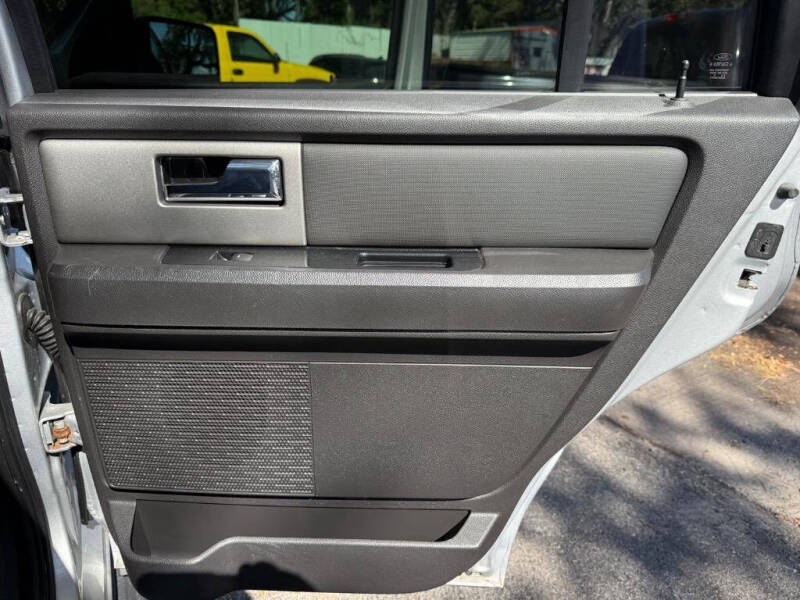 2011 Ford Expedition XLT