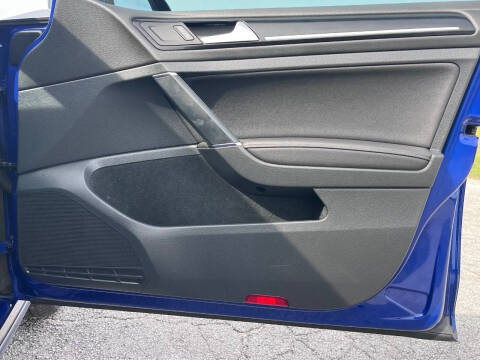 2015 Volkswagen Golf R 4Motion