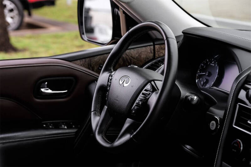 2022 Infiniti QX80 Premium Select