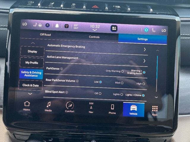 2022 Jeep Grand Cherokee 43