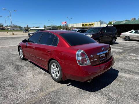 2005 Nissan Altima for sale at BEST BUY AUTO SALES LLC in Ardmore OK