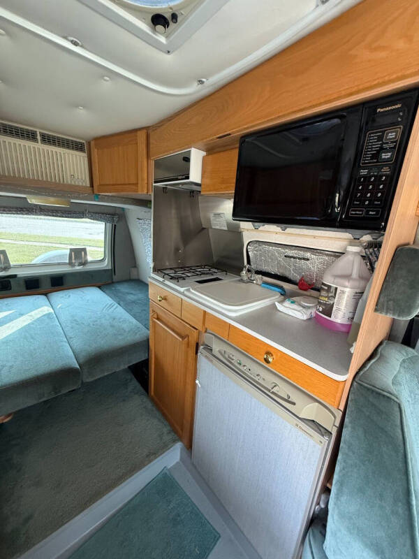 2000 Dodge Roadtrek 190 Versatile