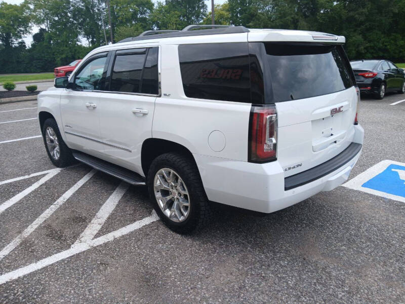 2017 GMC Yukon SLT