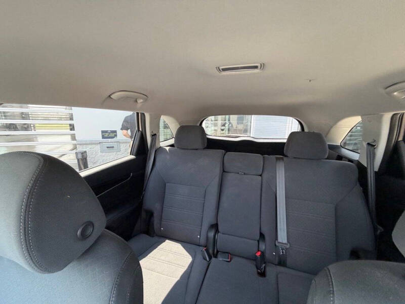 2019 Kia Sorento LX V6