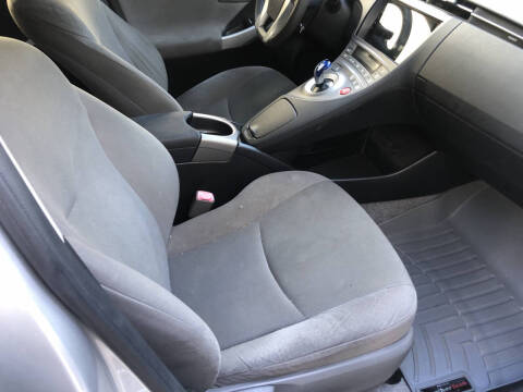 2012 Toyota Prius Two