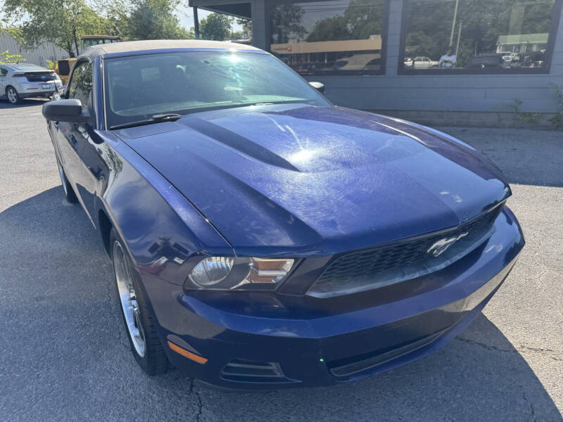 2012 Ford Mustang V6