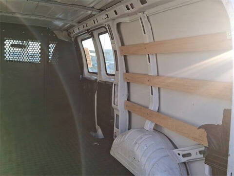 2023 Chevrolet Express 2500