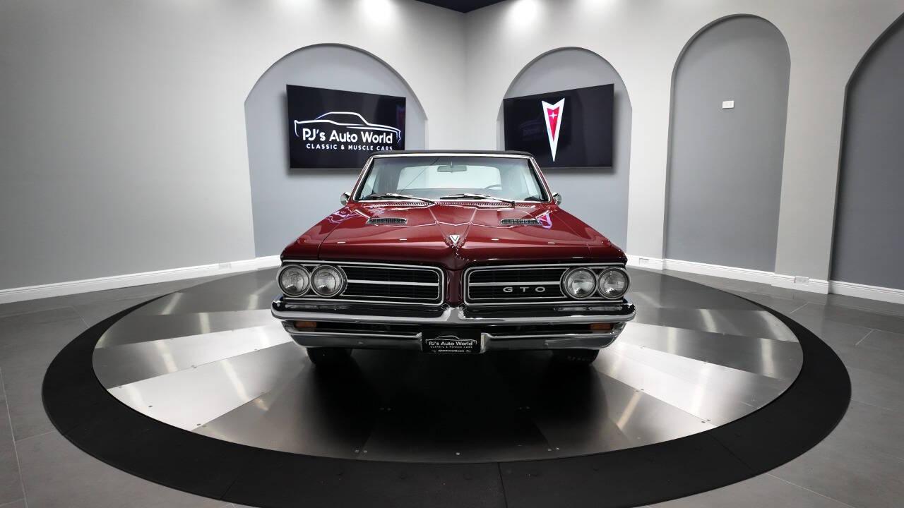 1964 Pontiac GTO 33