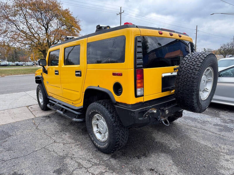 2004 HUMMER H2 Lux Series