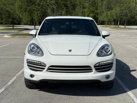 2014 Porsche Cayenne Platinum