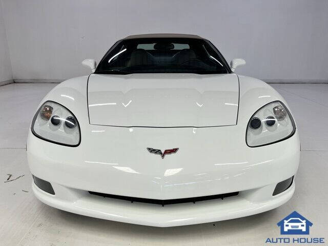 Used 2006 Chevrolet Corvette Base with VIN 1G1YY36U465110674 for sale in Peoria, AZ