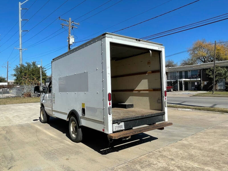 2014 Ford E-Series E-350 SD