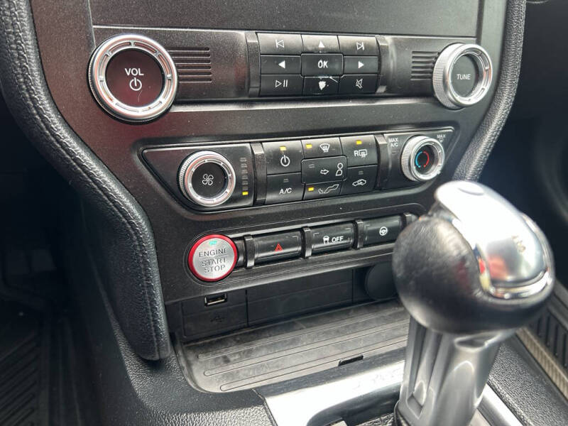 2019 Ford Mustang EcoBoost