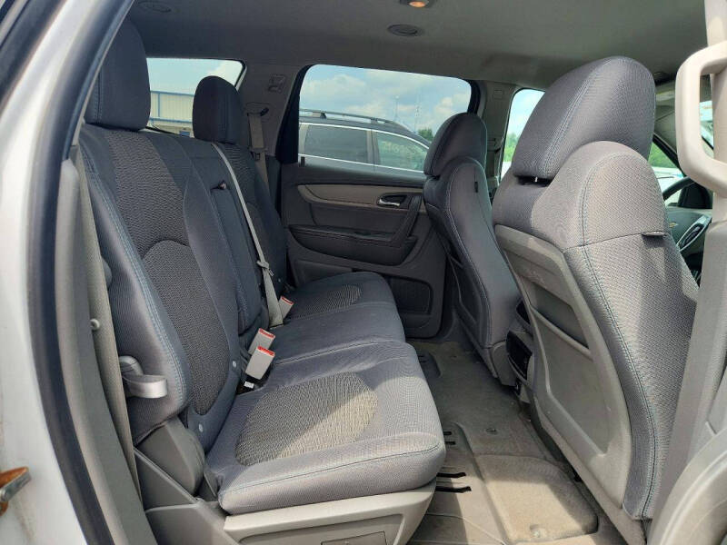 2017 Chevrolet Traverse LT