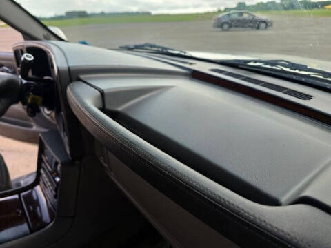 2004 Cadillac Escalade