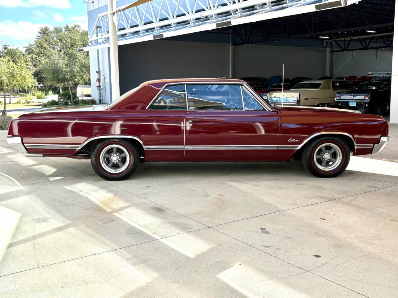 1965 Oldsmobile Cutlass 5