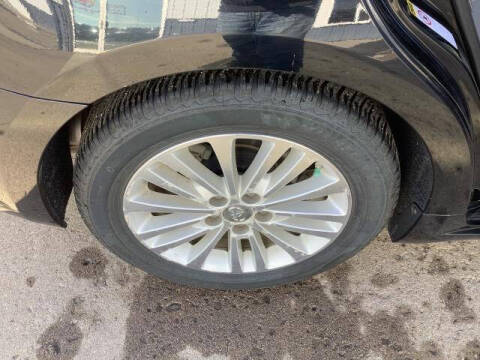 2013 Toyota Avalon Hybrid XLE Touring