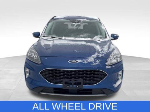 2022 Ford Escape Titanium